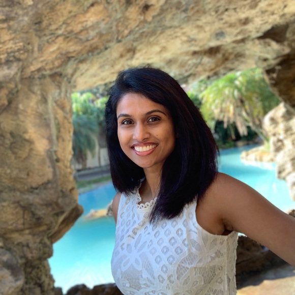 Meet your Posher, Sindhura - Picture 1 of 1